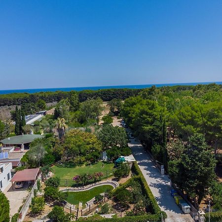 Bio Agriturismo Salos Alimini Eksteriør billede