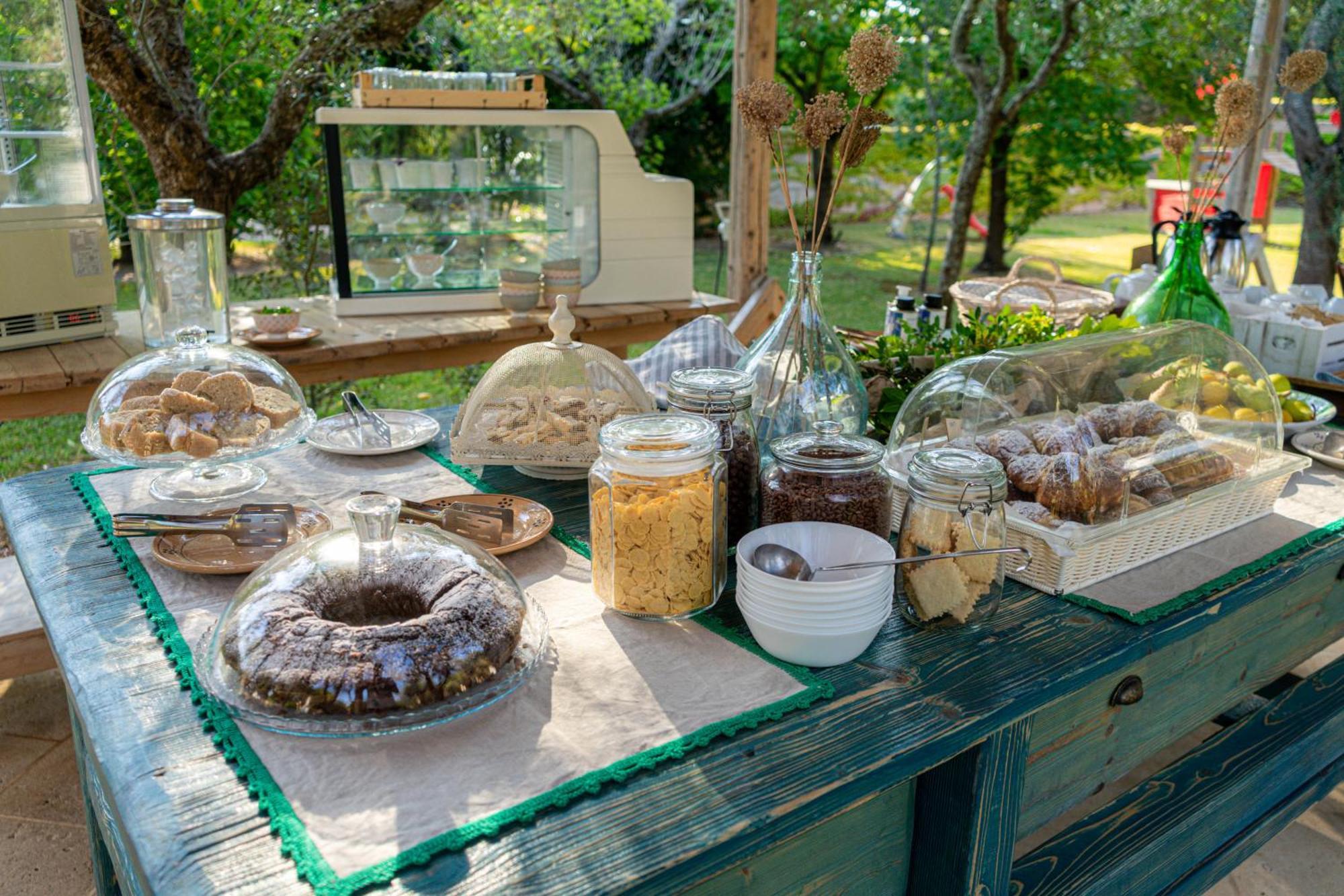 Bio Agriturismo Salos Alimini Eksteriør billede