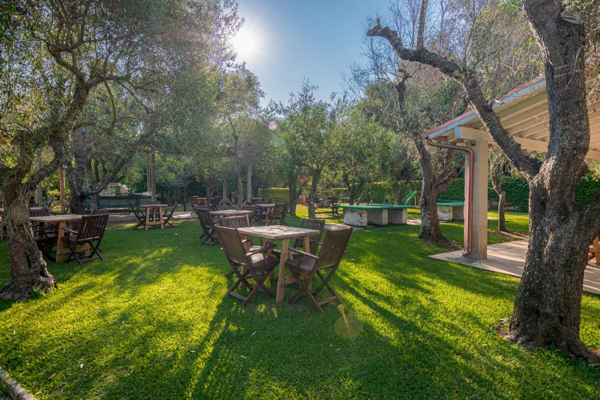 Bio Agriturismo Salos Alimini Eksteriør billede