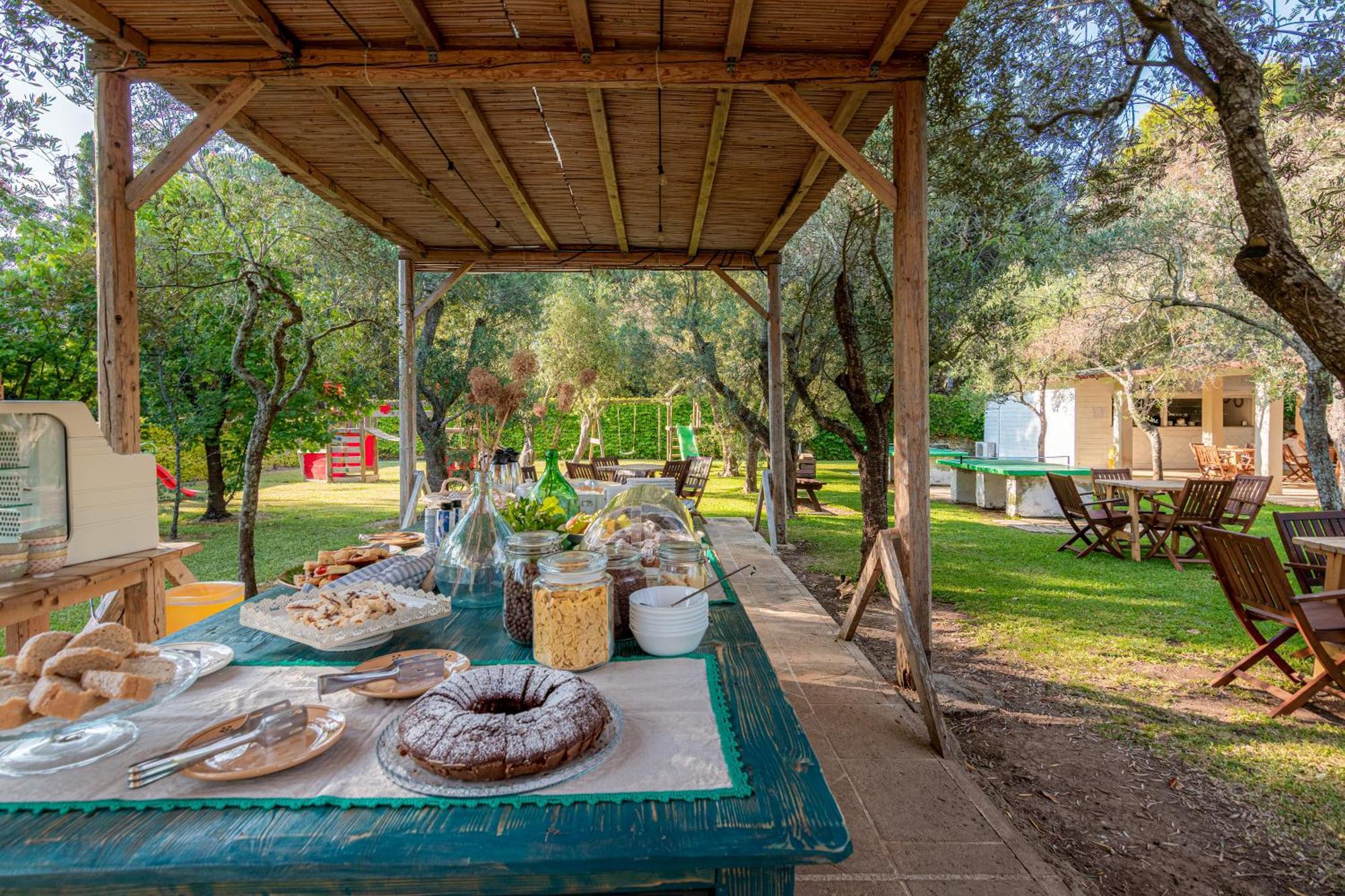 Bio Agriturismo Salos Alimini Eksteriør billede