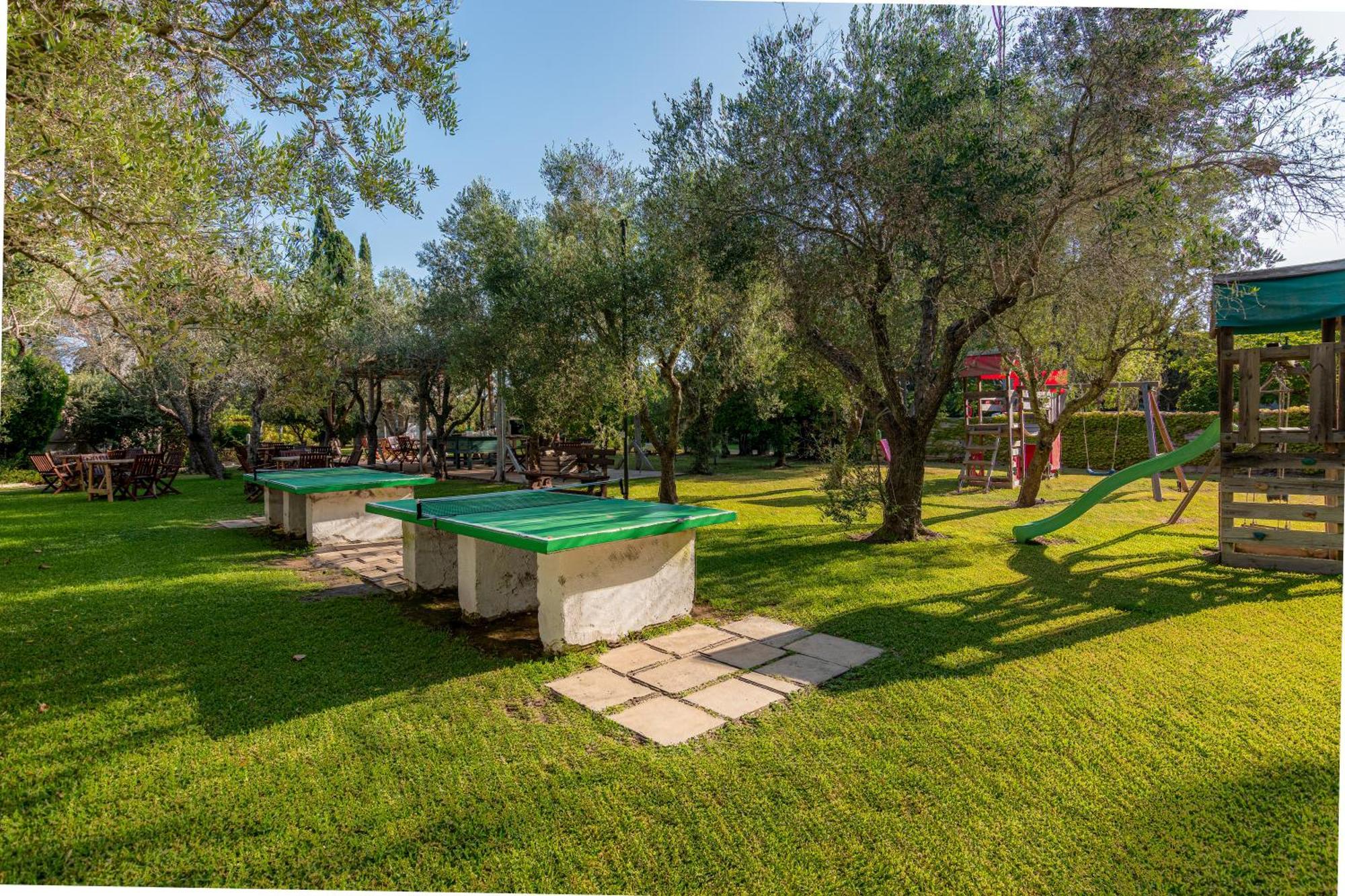 Bio Agriturismo Salos Alimini Eksteriør billede